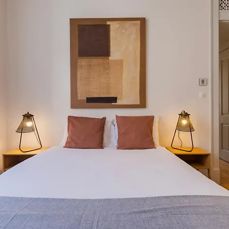 Apartment Downtown 2br In Santa Justa By Lovelystay *