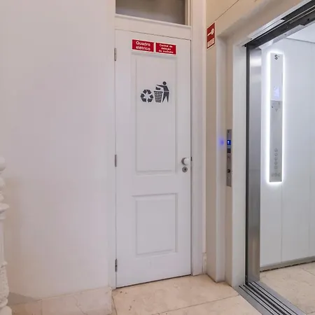 Apartment Downtown 2br In Santa Justa By Lovelystay *