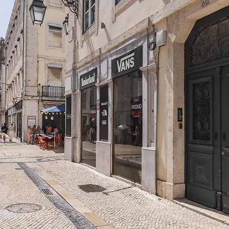 Downtown 2br In Santa Justa By Lovelystay Apartment *